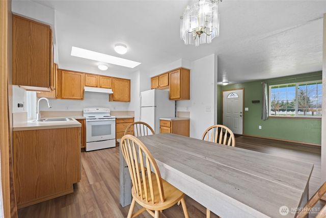 17932 Camus Drive SW, Rochester, WA 98579