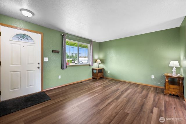 17932 Camus Drive SW, Rochester, WA 98579