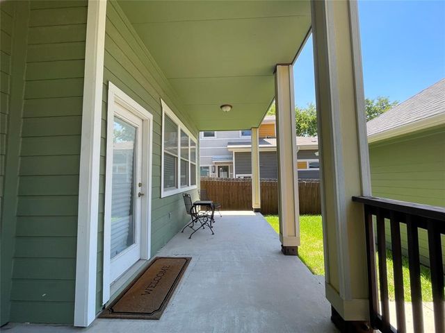 1007 Taulbee LN B, Austin, TX 78757