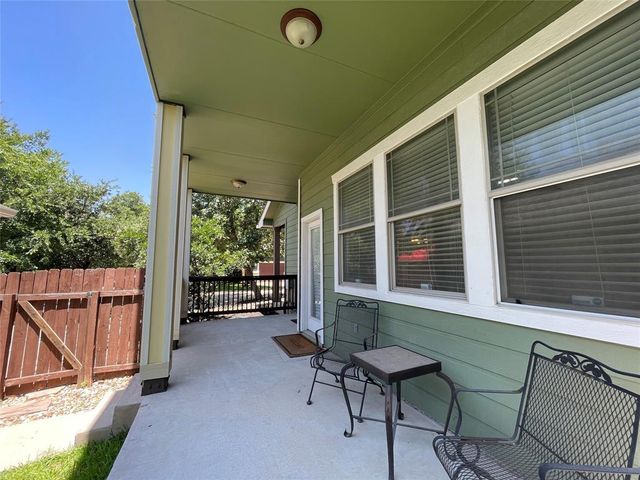 1007 Taulbee LN B, Austin, TX 78757