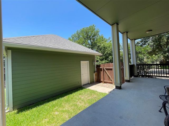 1007 Taulbee LN B, Austin, TX 78757