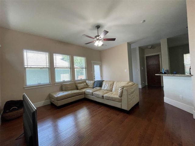 1007 Taulbee LN B, Austin, TX 78757