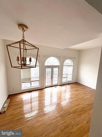 43511 EVIAN LN, Chantilly, VA 20152