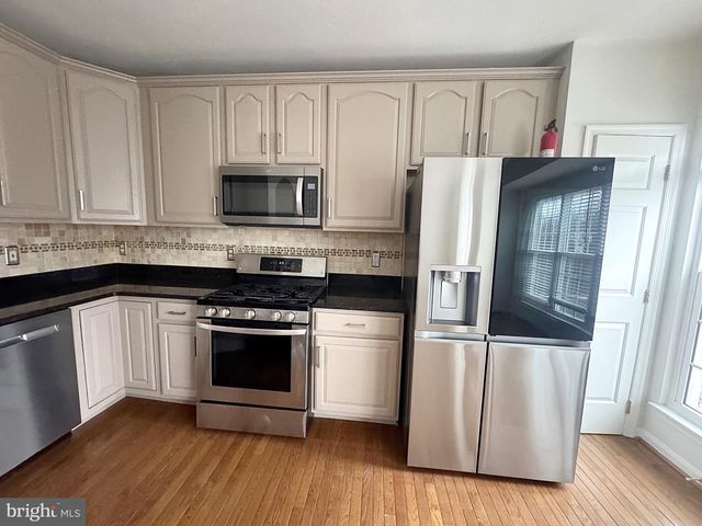 43511 EVIAN LN, Chantilly, VA 20152