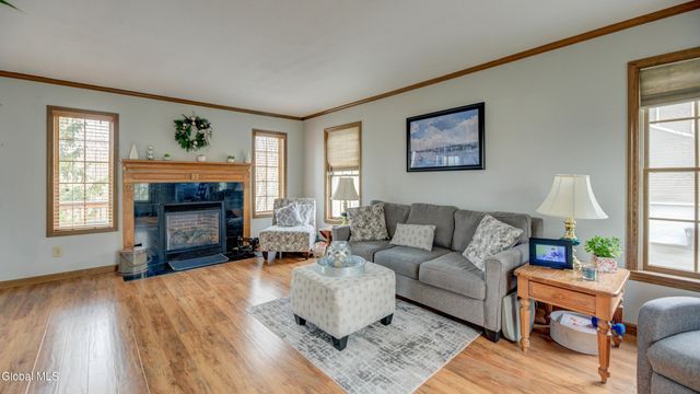 13 Wood Duck Place, Waterford, NY 12188