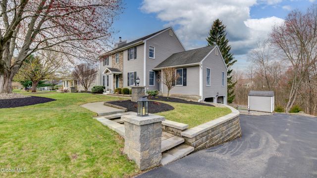 13 Wood Duck Place, Waterford, NY 12188