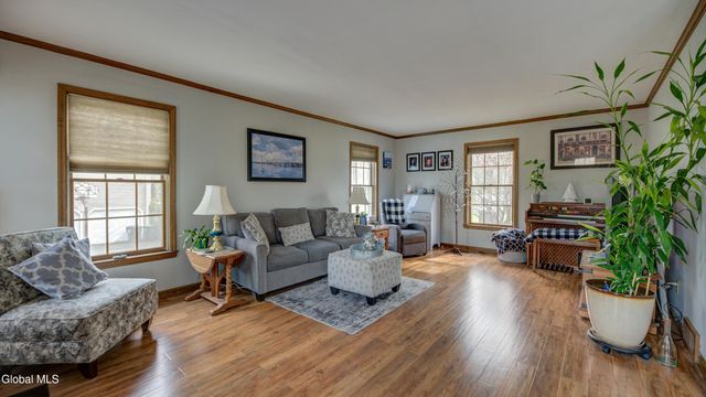 13 Wood Duck Place, Waterford, NY 12188