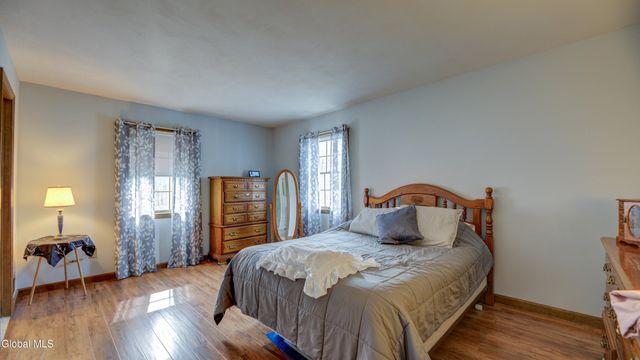 13 Wood Duck Place, Waterford, NY 12188