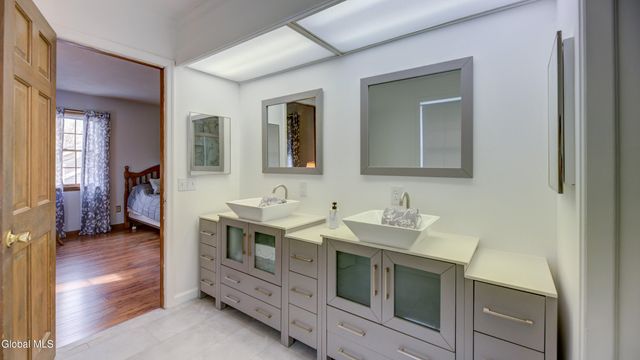 13 Wood Duck Place, Waterford, NY 12188