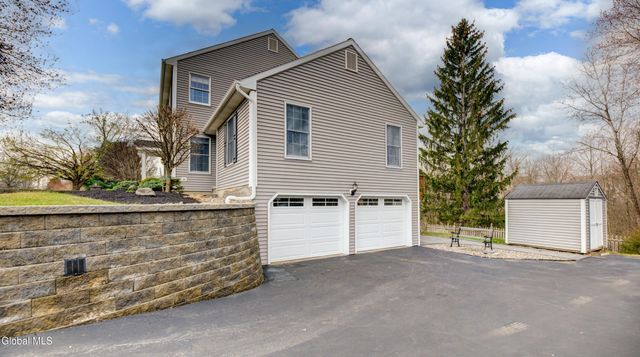 13 Wood Duck Place, Waterford, NY 12188