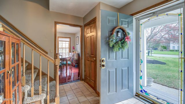 13 Wood Duck Place, Waterford, NY 12188