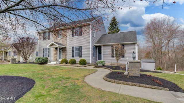 13 Wood Duck Place, Waterford, NY 12188