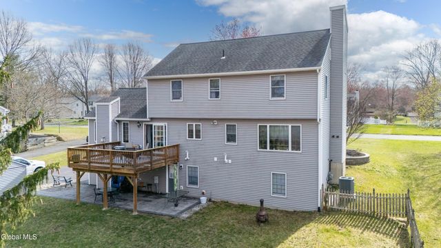 13 Wood Duck Place, Waterford, NY 12188