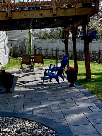 13 Wood Duck Place, Waterford, NY 12188
