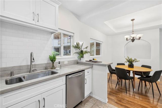4301 Fulton Ave 105, Sherman Oaks, CA 91423