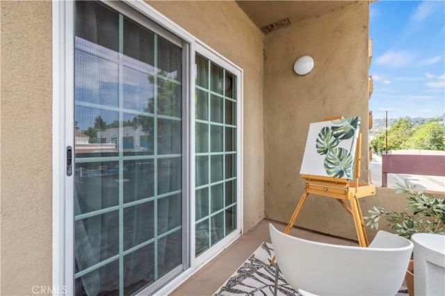 4301 Fulton Ave 105, Sherman Oaks, CA 91423