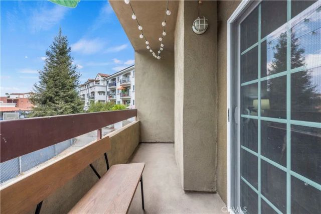 4301 Fulton Ave 105, Sherman Oaks, CA 91423