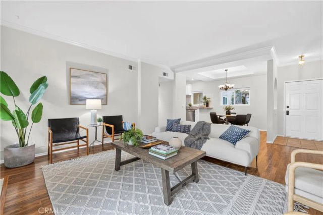 4301 Fulton Ave 105, Sherman Oaks, CA 91423