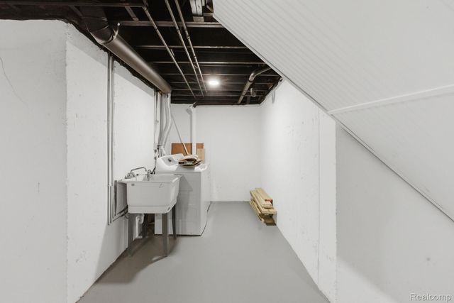 26224 Jackgrove Lane, New Baltimore, MI 48051