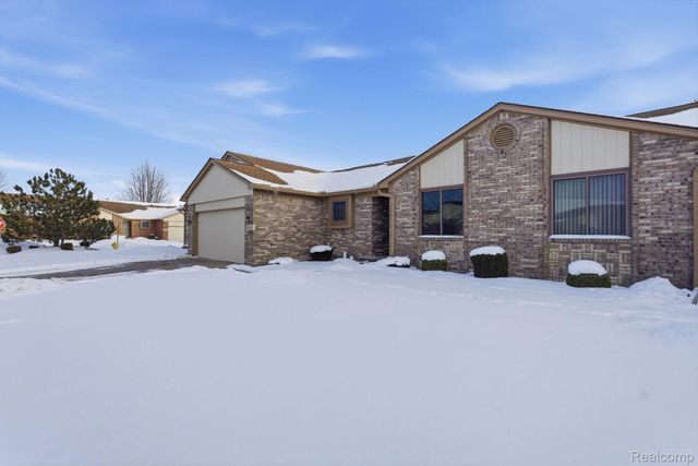 26224 Jackgrove Lane, New Baltimore, MI 48051