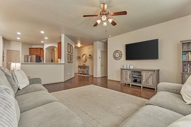 8707 Auburn Mane Drive, Tomball, TX 77375