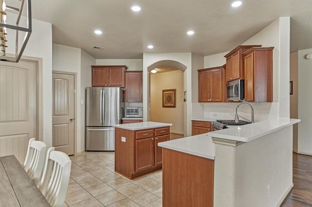 8707 Auburn Mane Drive, Tomball, TX 77375