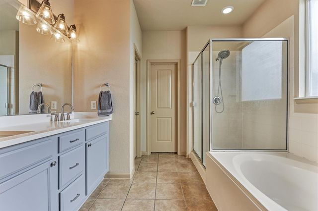 8707 Auburn Mane Drive, Tomball, TX 77375