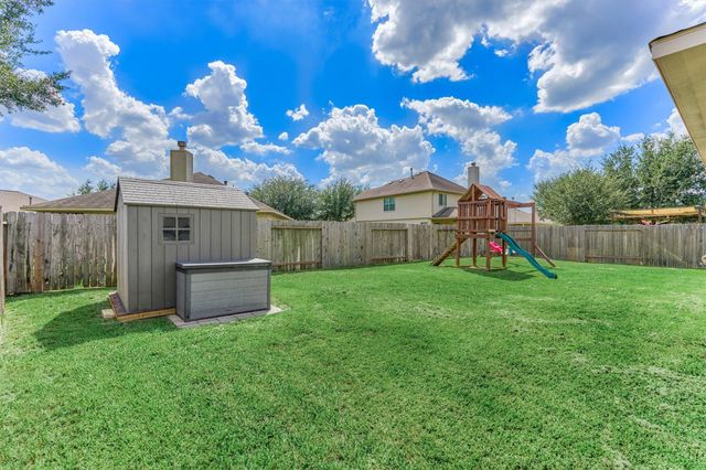 8707 Auburn Mane Drive, Tomball, TX 77375