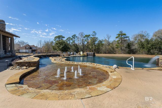 215 Wentworth Street, Fairhope, AL 36532