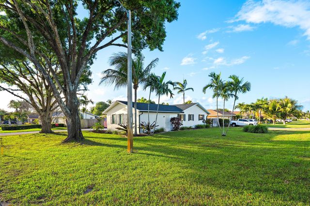 4303 Elm Avenue, Palm Beach Gardens, FL 33410