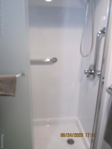 21800 Morley Avenue 403, Dearborn, MI 48124