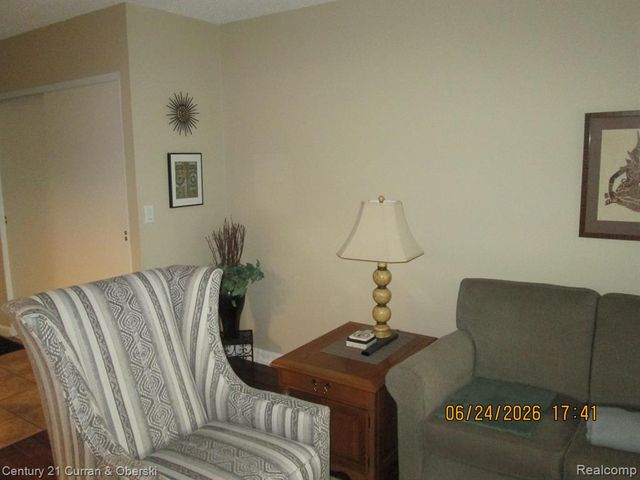 21800 Morley Avenue 403, Dearborn, MI 48124