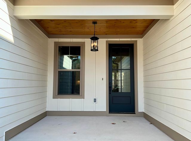 412 Haig Mill Lake Rd, Dalton, GA 30720