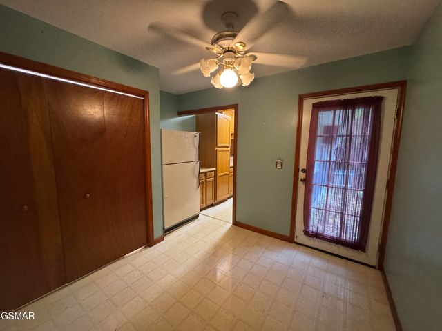 315 Elbow Lane, Gatlinburg, TN 37738