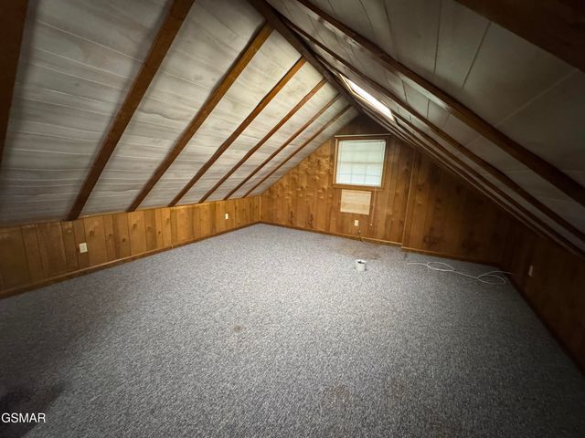 315 Elbow Lane, Gatlinburg, TN 37738