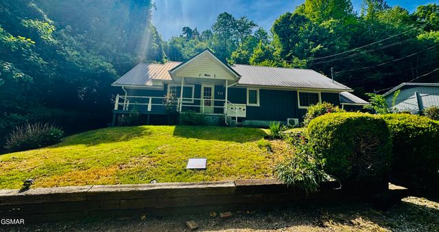 315 Elbow Lane, Gatlinburg, TN 37738