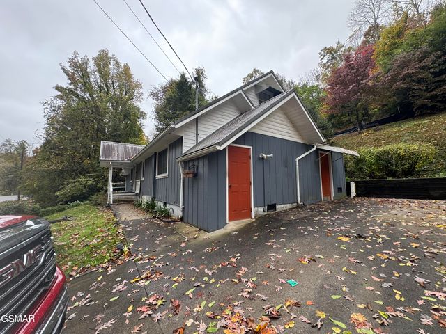 315 Elbow Lane, Gatlinburg, TN 37738