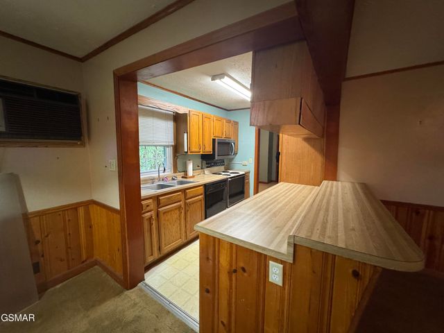 315 Elbow Lane, Gatlinburg, TN 37738
