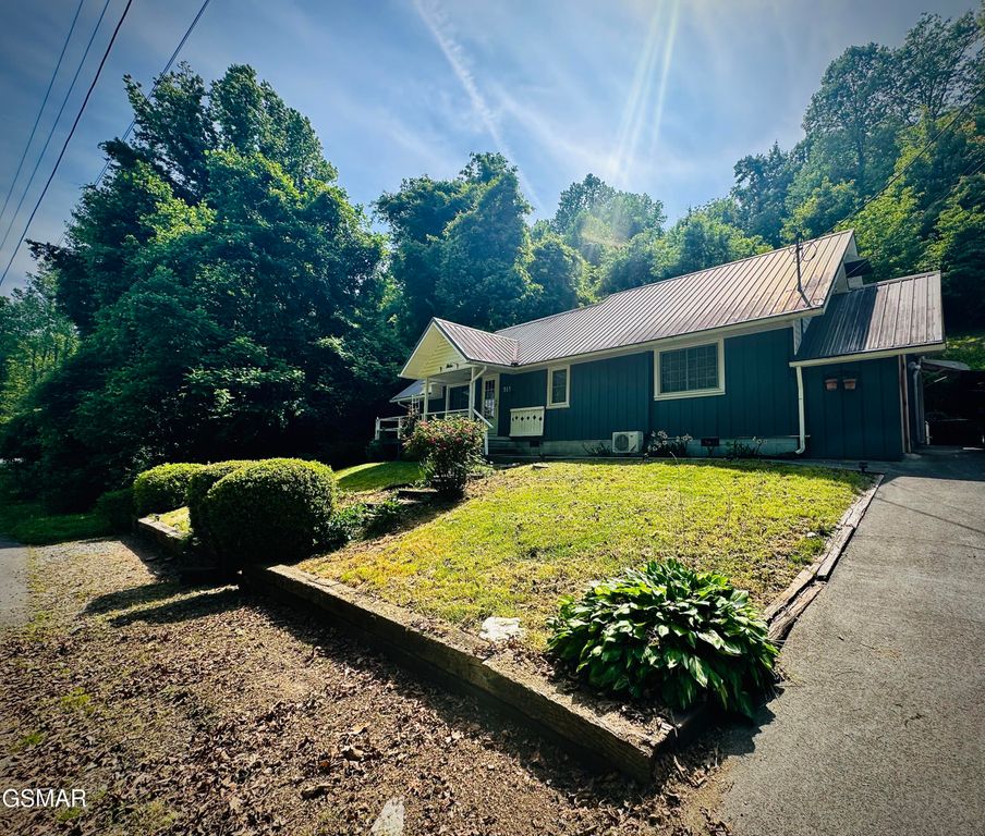 315 Elbow Lane, Gatlinburg, TN 37738