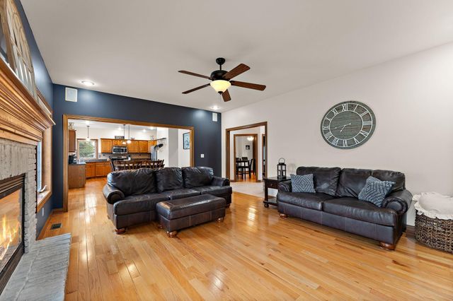 9560 W 96th Place, St. John, IN 46373