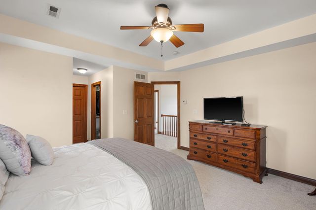 9560 W 96th Place, St. John, IN 46373