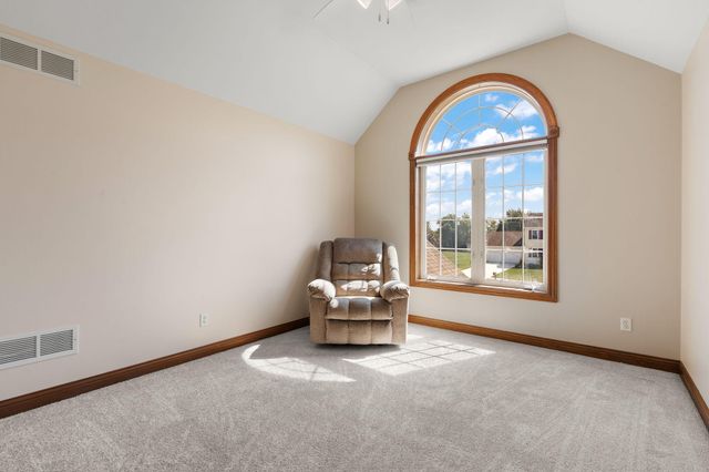 9560 W 96th Place, St. John, IN 46373