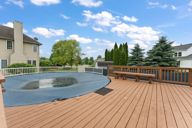 9560 W 96th Place, St. John, IN 46373