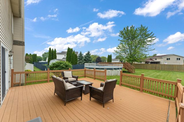 9560 W 96th Place, St. John, IN 46373