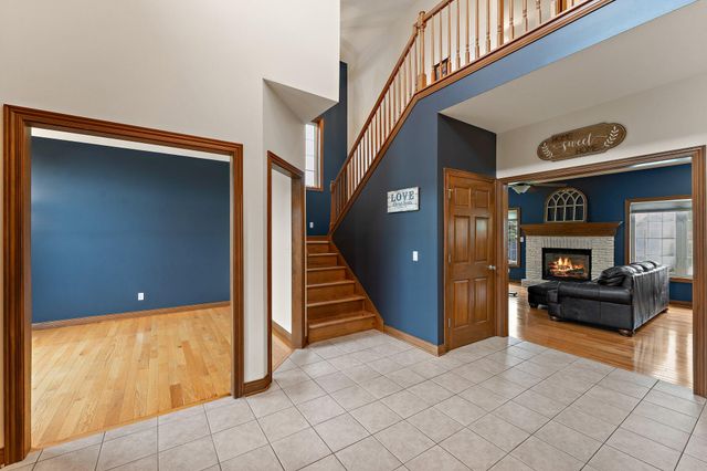 9560 W 96th Place, St. John, IN 46373