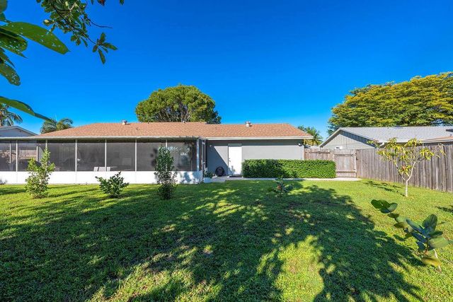 147 Granada Street, Royal Palm Beach, FL 33411