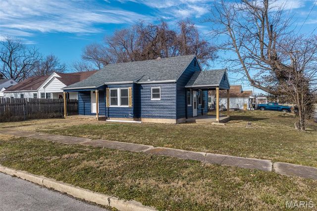 6 Cambridge Court, Lebanon, MO 65536