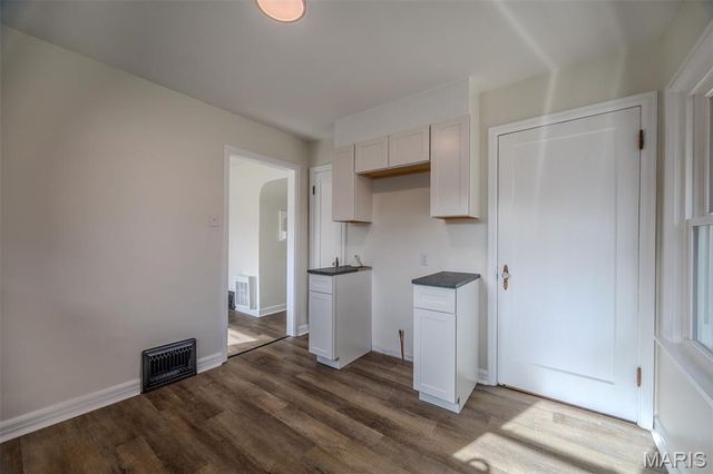 6 Cambridge Court, Lebanon, MO 65536