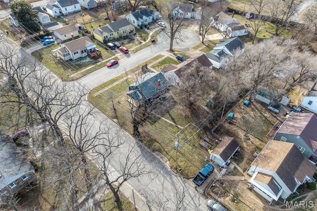 6 Cambridge Court, Lebanon, MO 65536