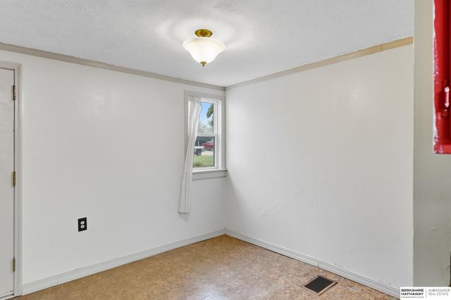 2232 Wilson Drive, Bellevue, NE 68005